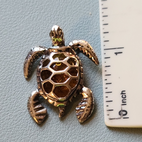 Sterling silver and Baltic Amber pendant - Picture 4 of 9